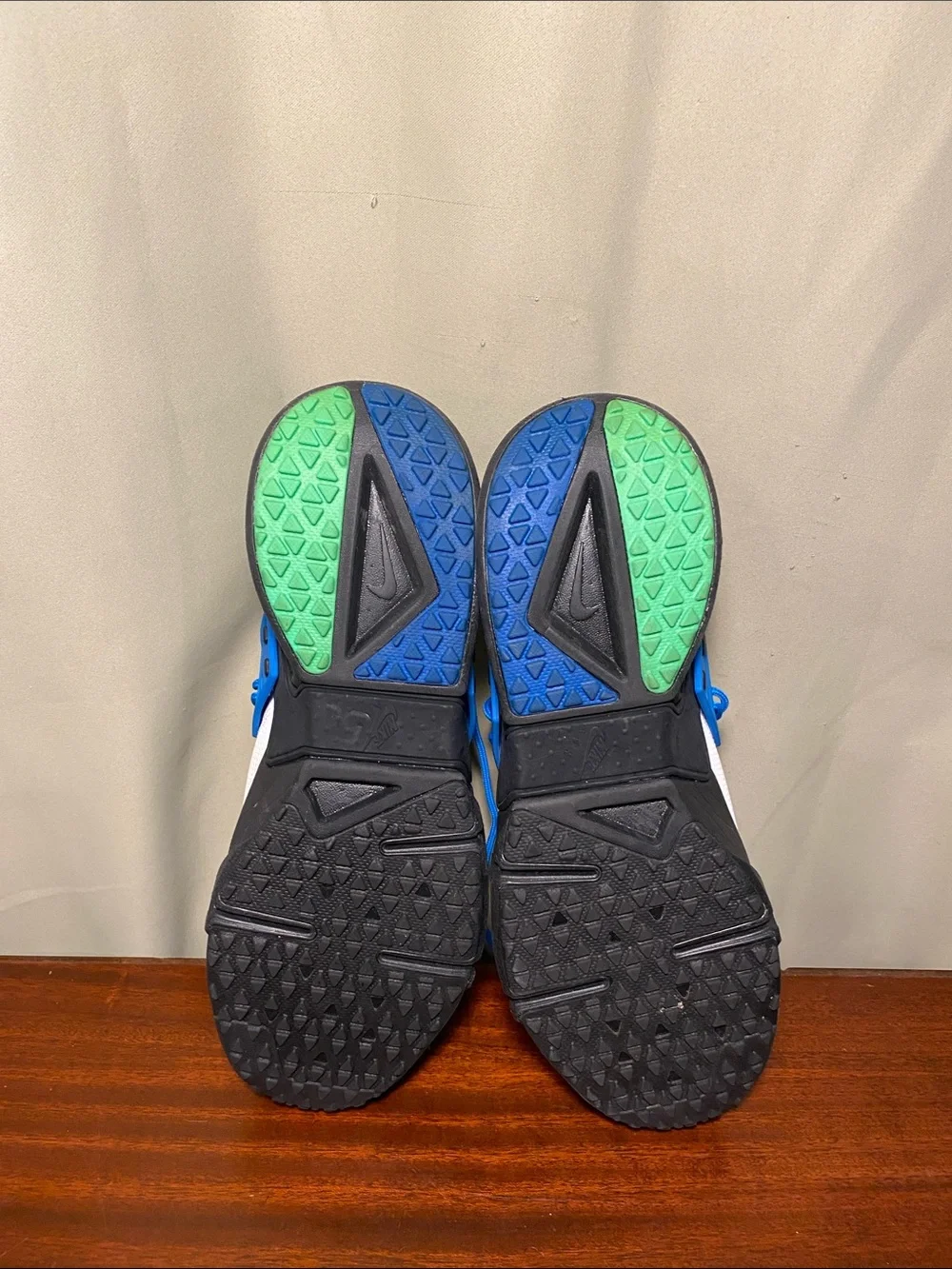 Nike Air Huarache Drift Scream Green Training Shoes AH7334-102 Mens 11.5